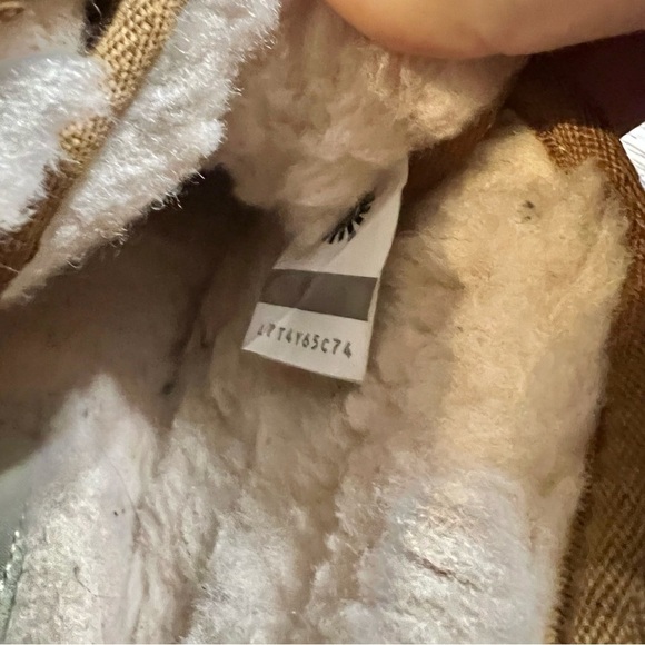 UGG Neumel Tie Up Fashion Boots Chestnut Women’s size 8 - Picture 11 of 11